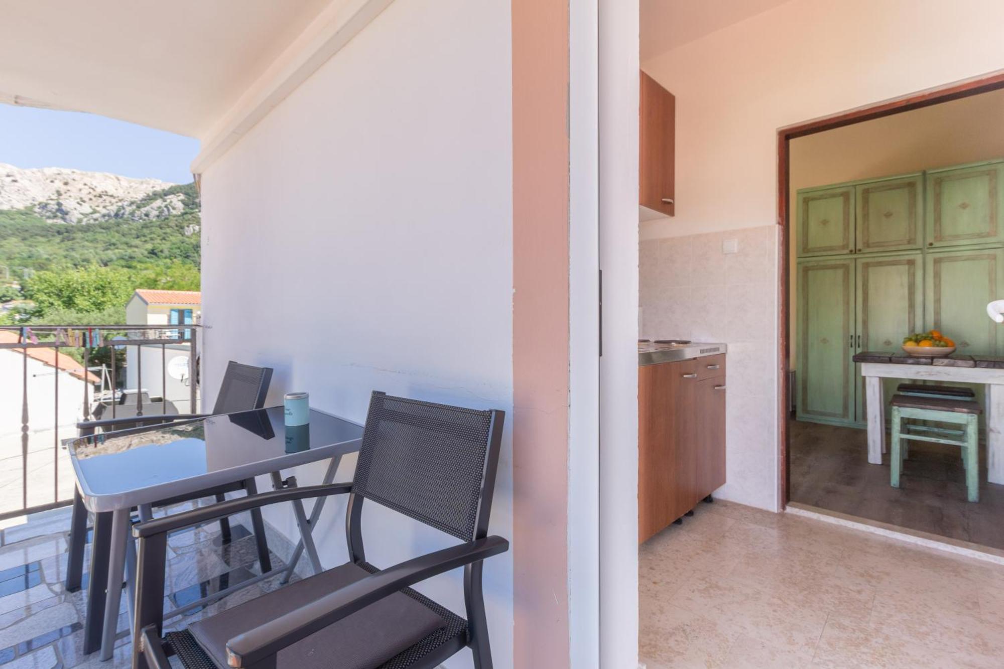 Rooms & Studio Apartments By The Way บัชกา ภายนอก รูปภาพ